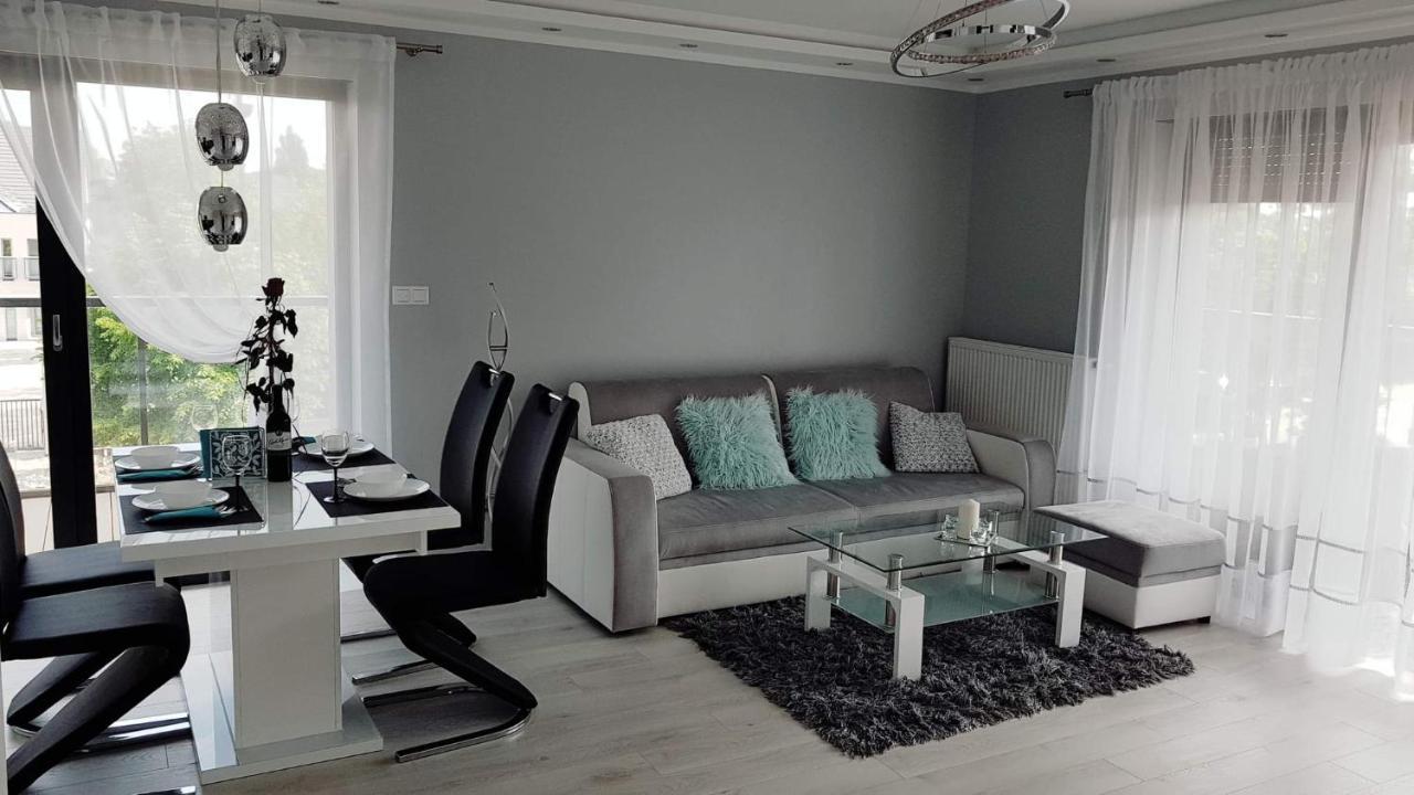 Apartament 13 Diamond Dziwnow Luaran gambar