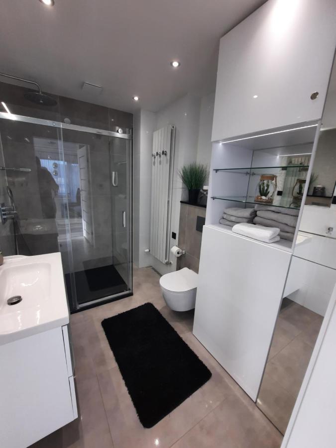 Apartament 13 Diamond Dziwnow Luaran gambar